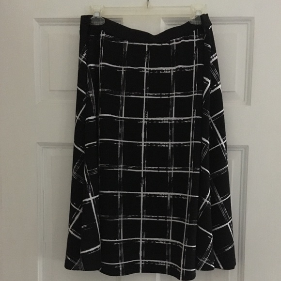 Buy Women's A-line Floral Skirts Online | UK